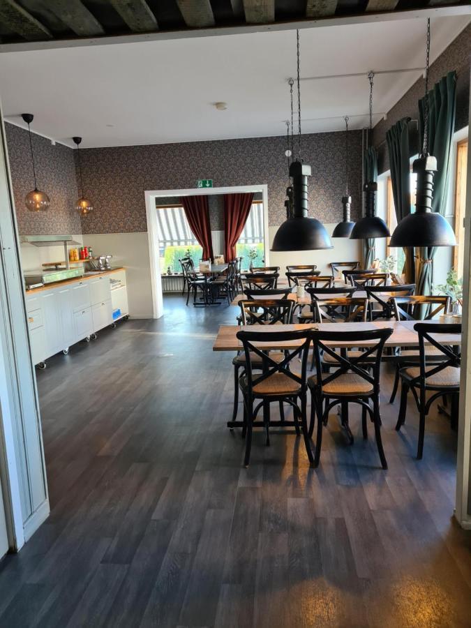 Dala-Jaerna Hotell Och Vandrarhem 외부 사진